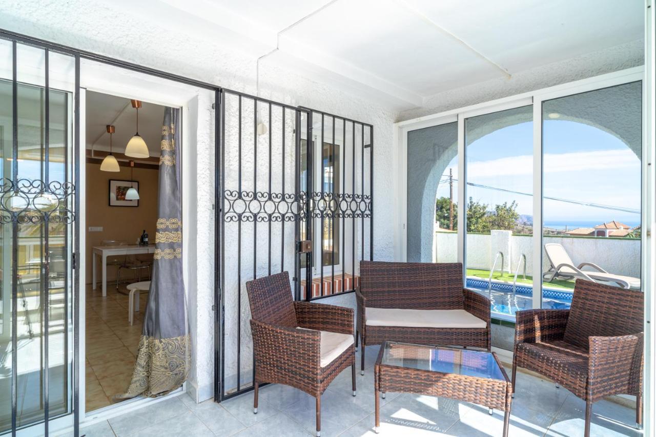 Villa Kenny Private Pool Casasol เนร์คา ภายนอก รูปภาพ